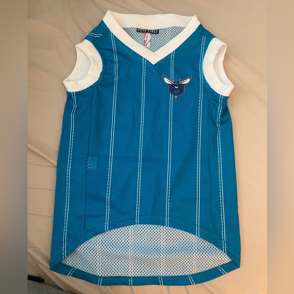 Charlotte Hornets #01 Teal Basketball Dog jersey - Picture 2 of 3